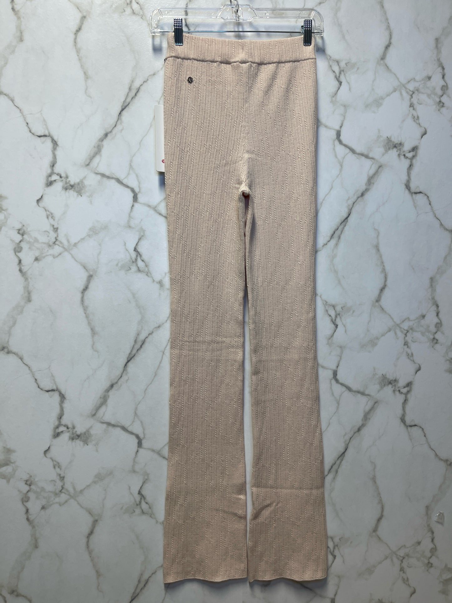 Size XXS Lululemon Blush Wool Ladies Pants