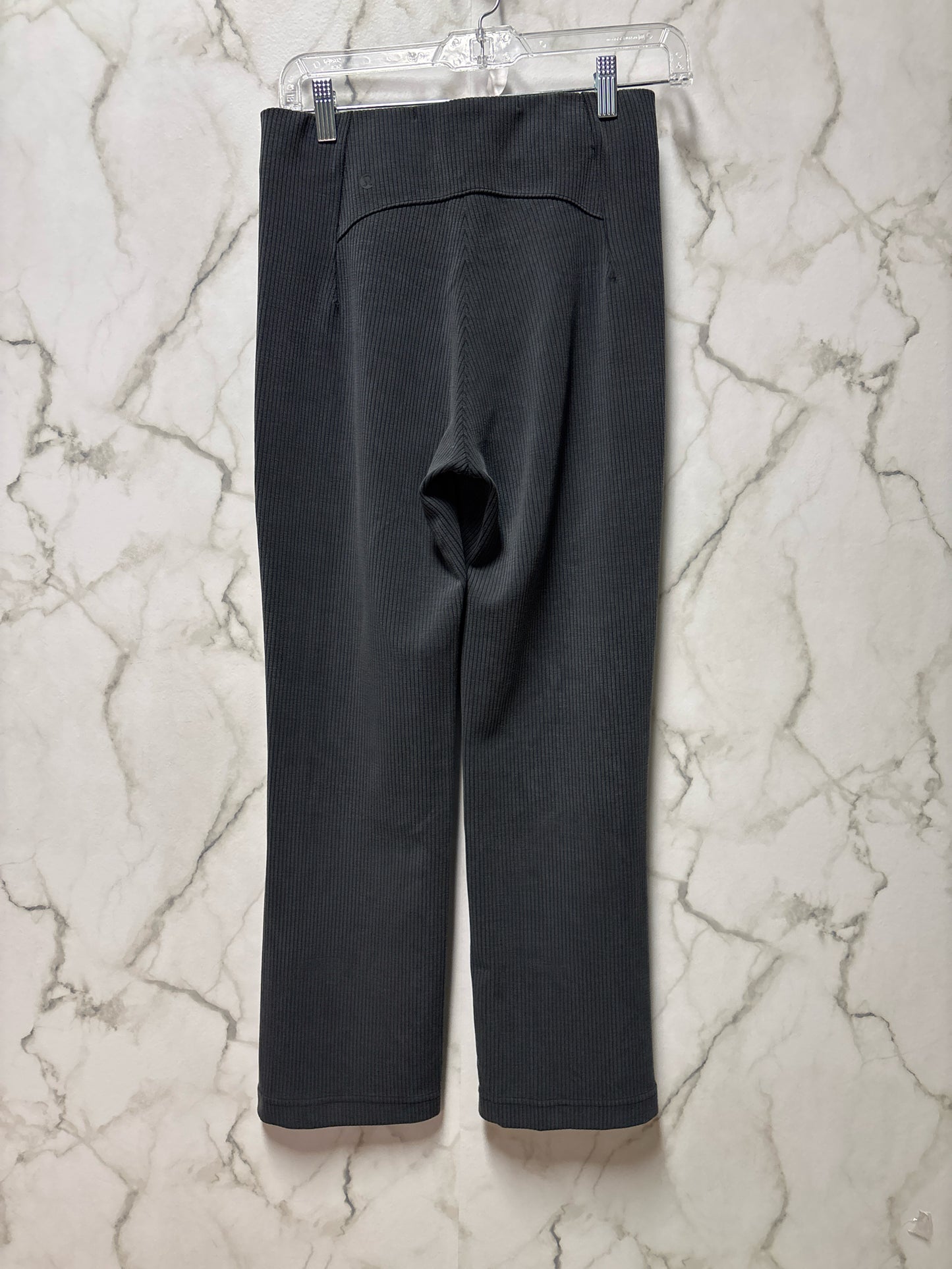 Size 6 Lululemon Charcoal Ladies Pants