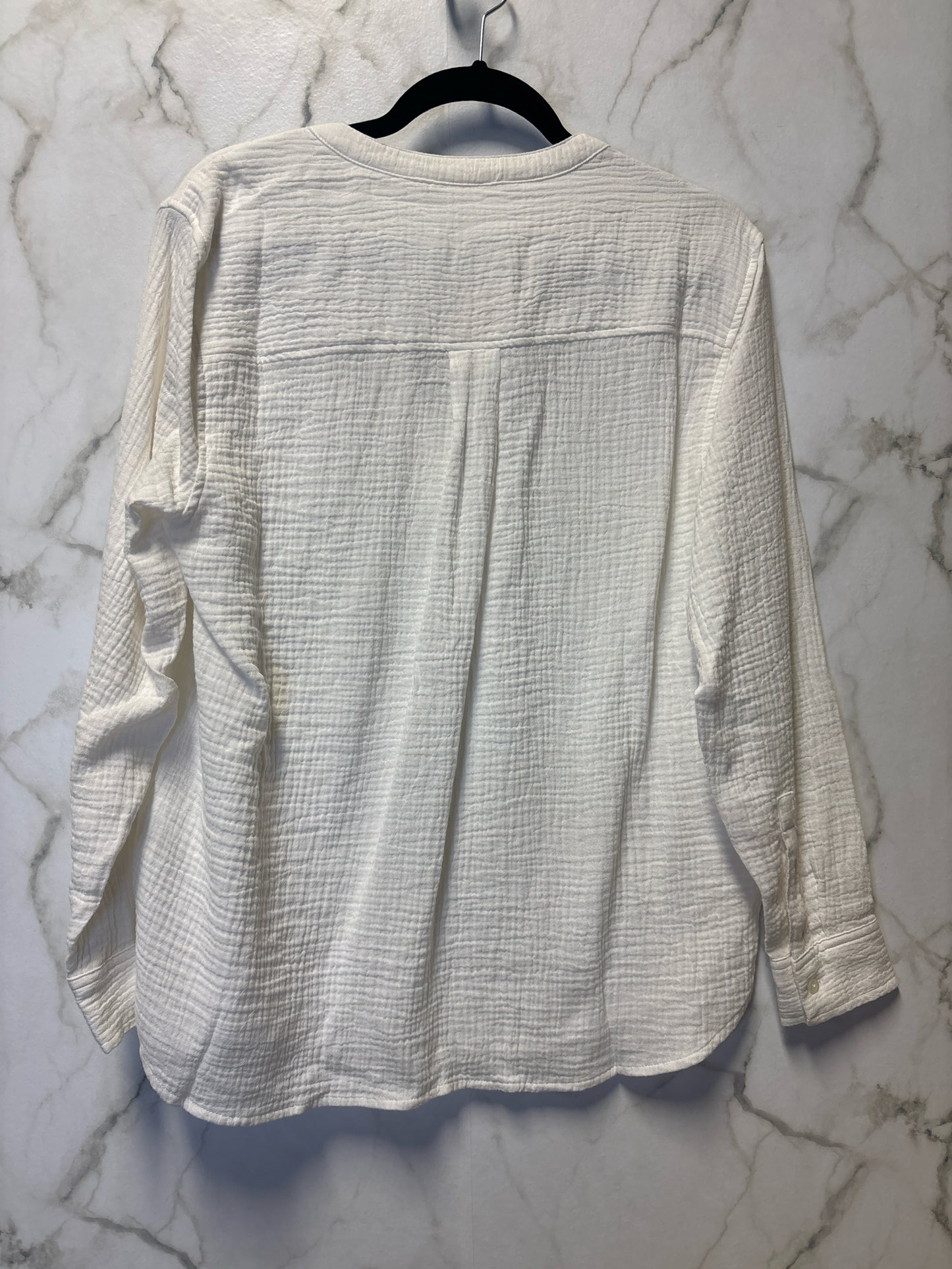 Size M Gap White Brand New Ladies Top