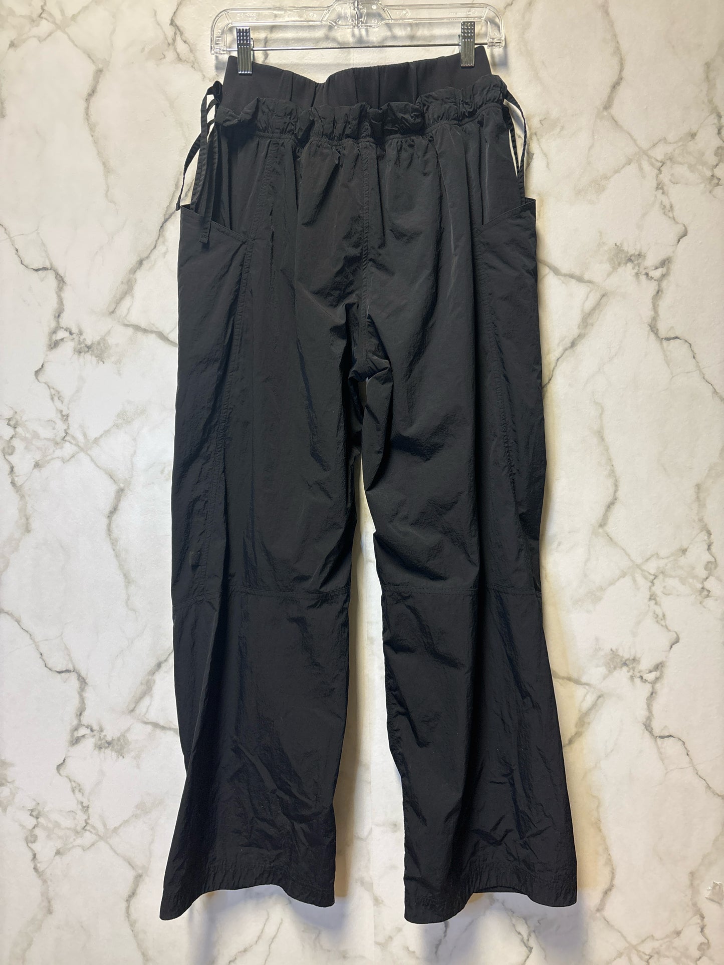 Size 6 Lululemon Black Ladies Pants