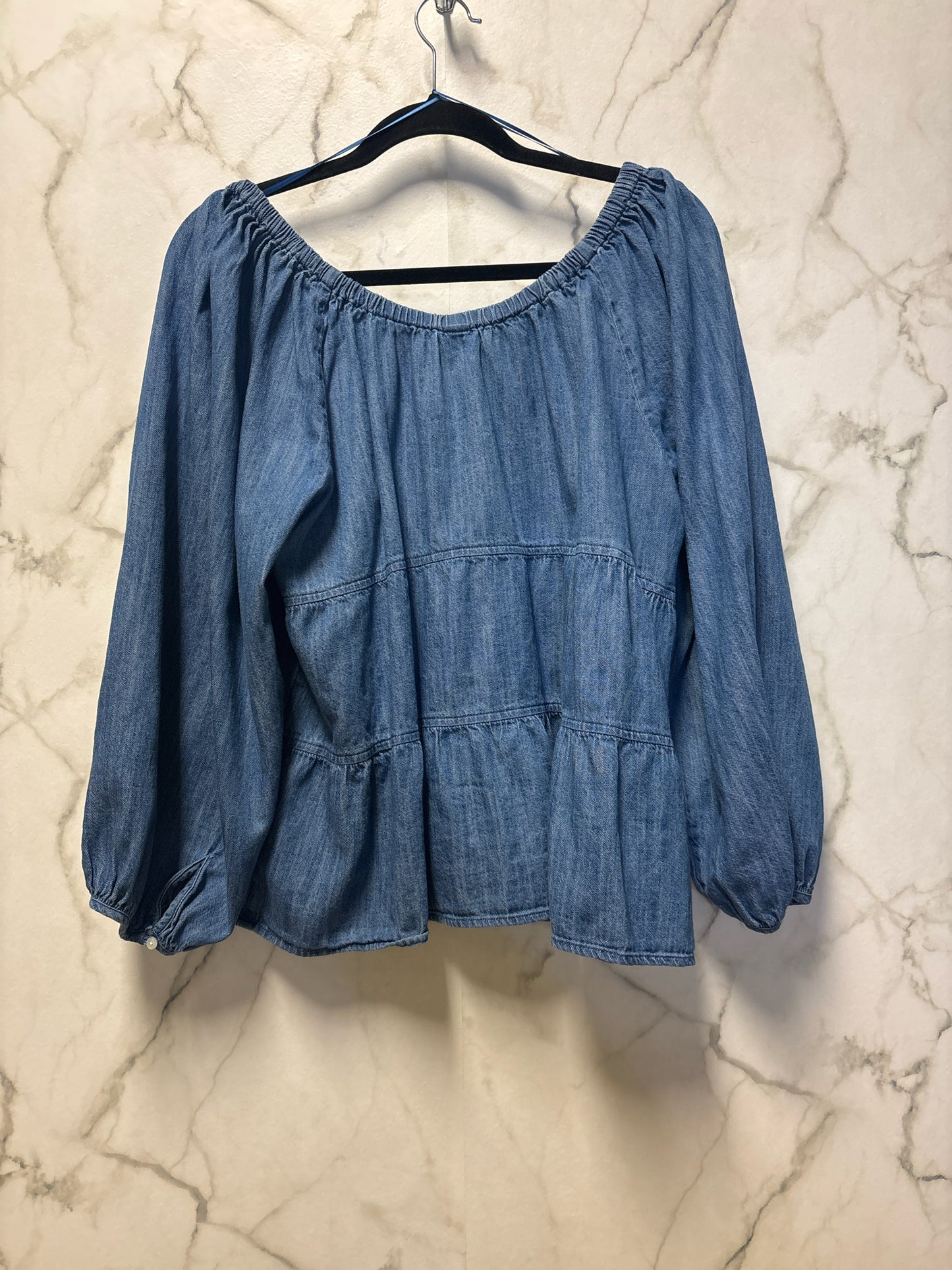 Size XL Old Navy Blue Ladies Top