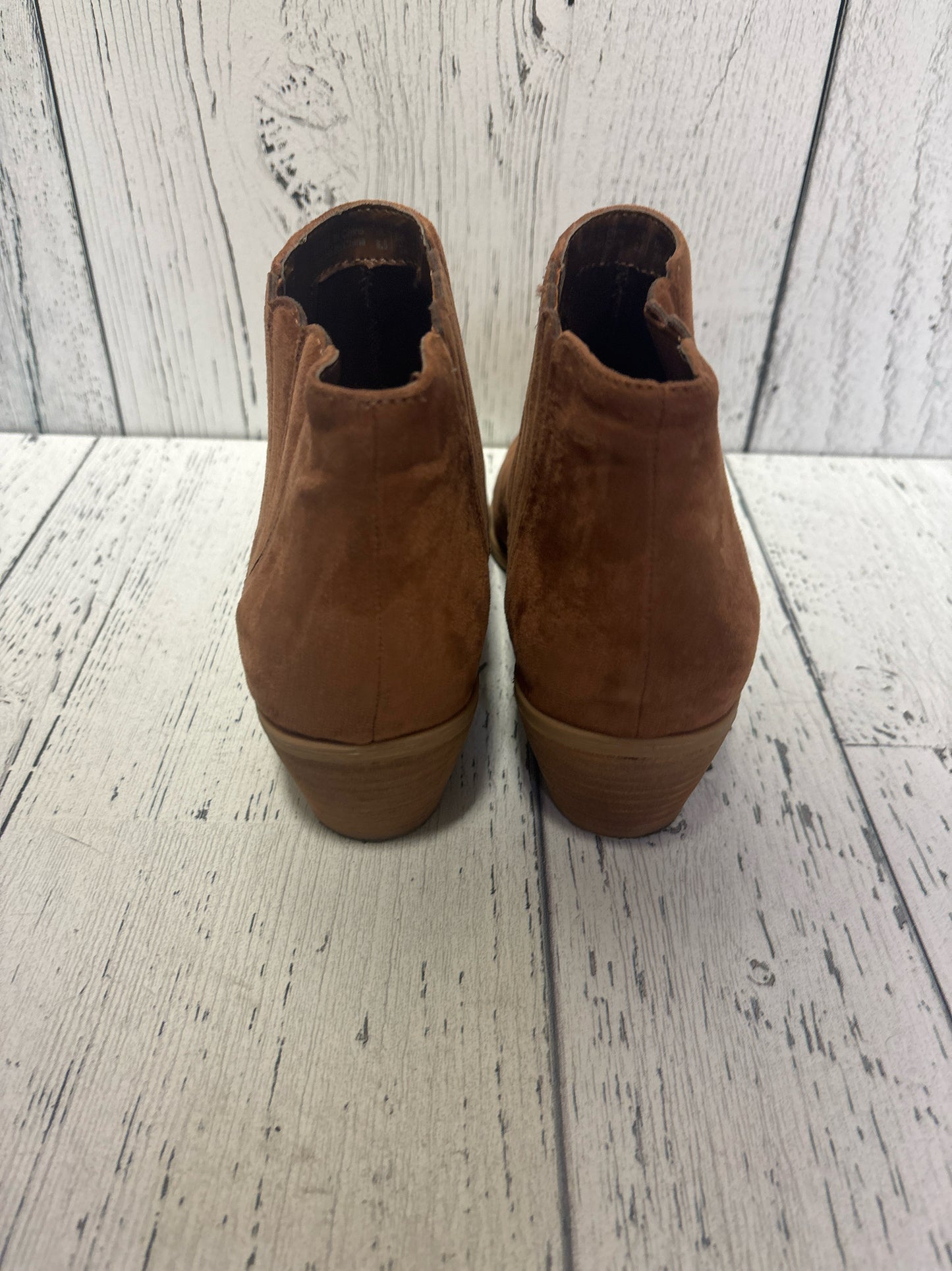 Size 8.5 Call It Spring Brown Ladies Footwear/Ladies