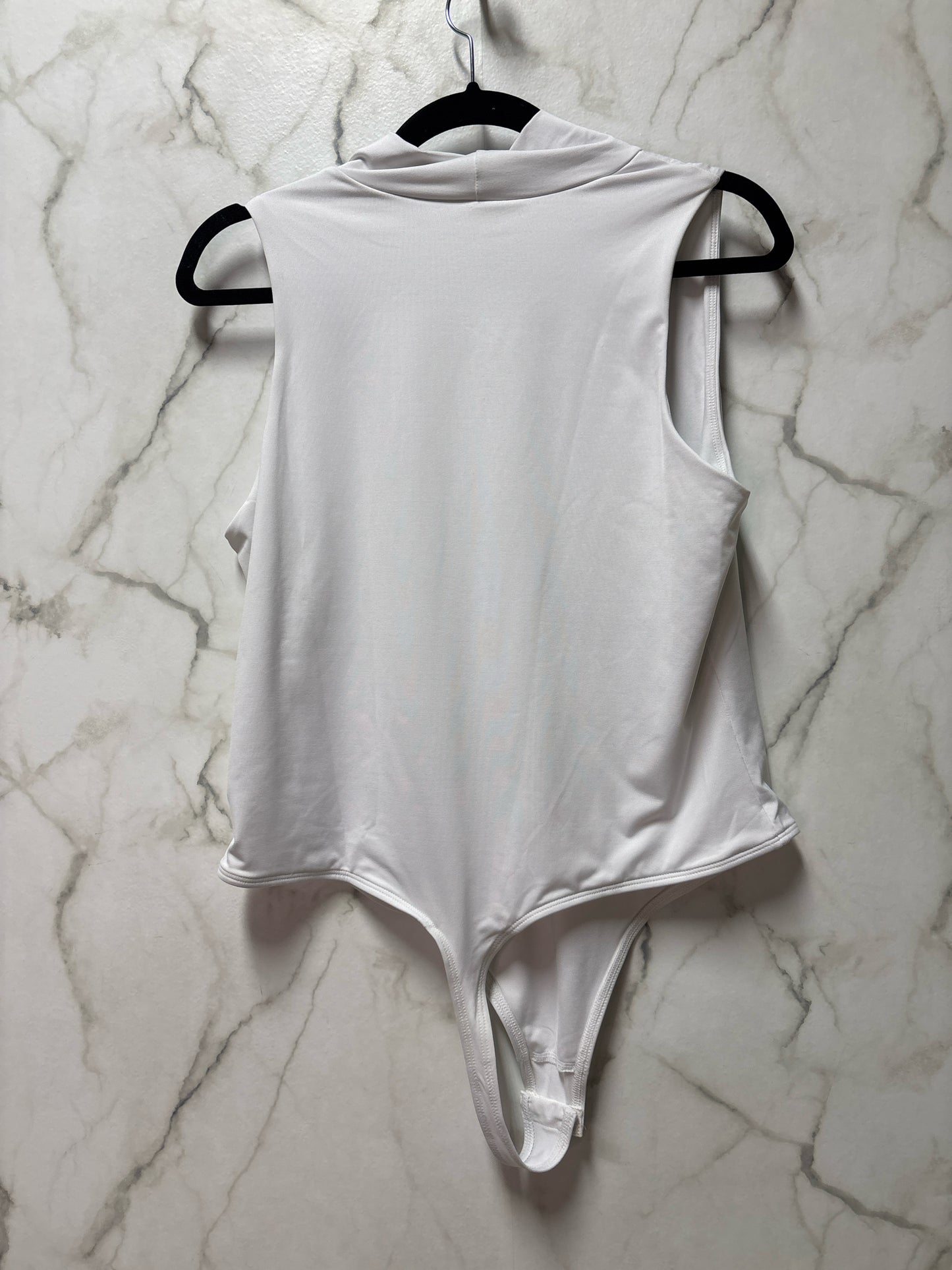 Size M Smash + Tess White Brand New Ladies Bodysuit