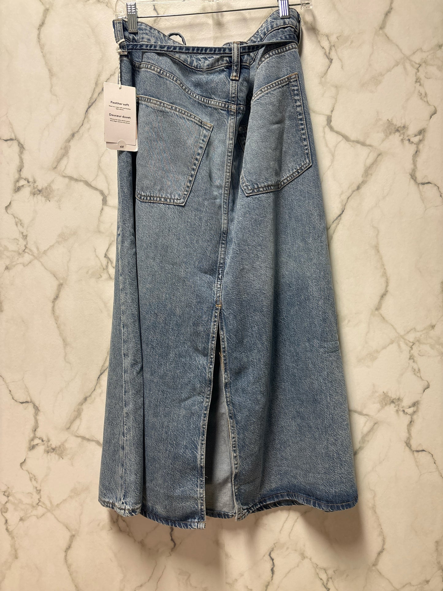 Size XL H & M Blue Denim Brand New Ladies Skirt