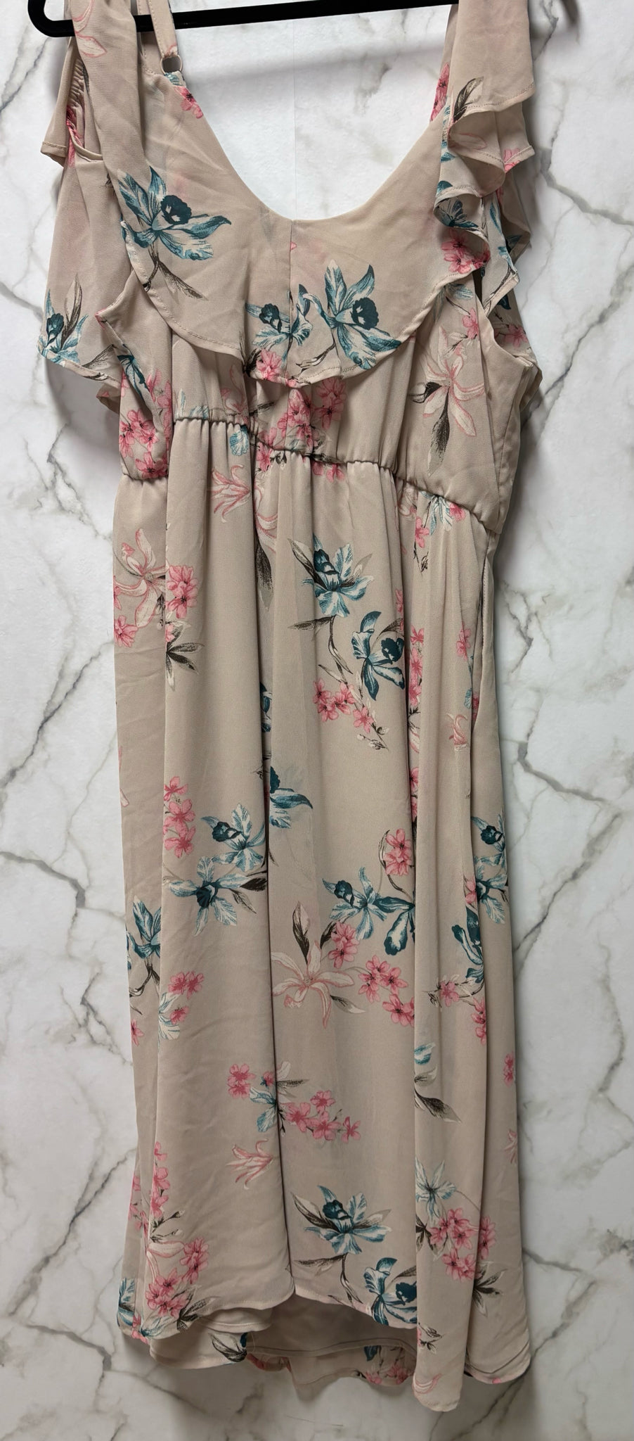 Size 2X Torrid Beige Floral Brand New Ladies Dress