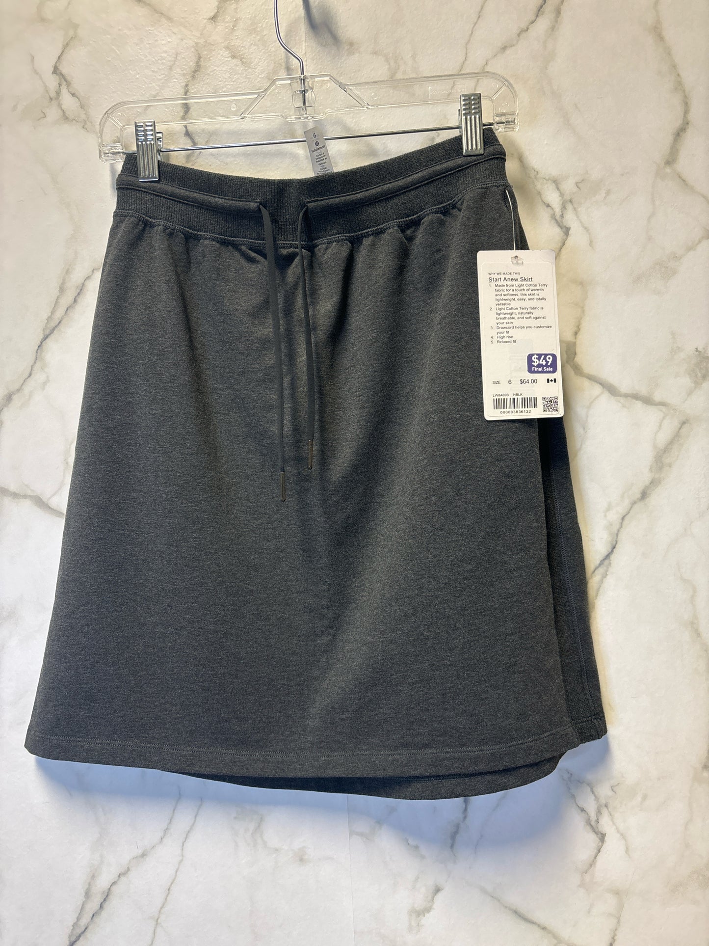 Size 6 Lululemon Grey Brand New Ladies Skirt