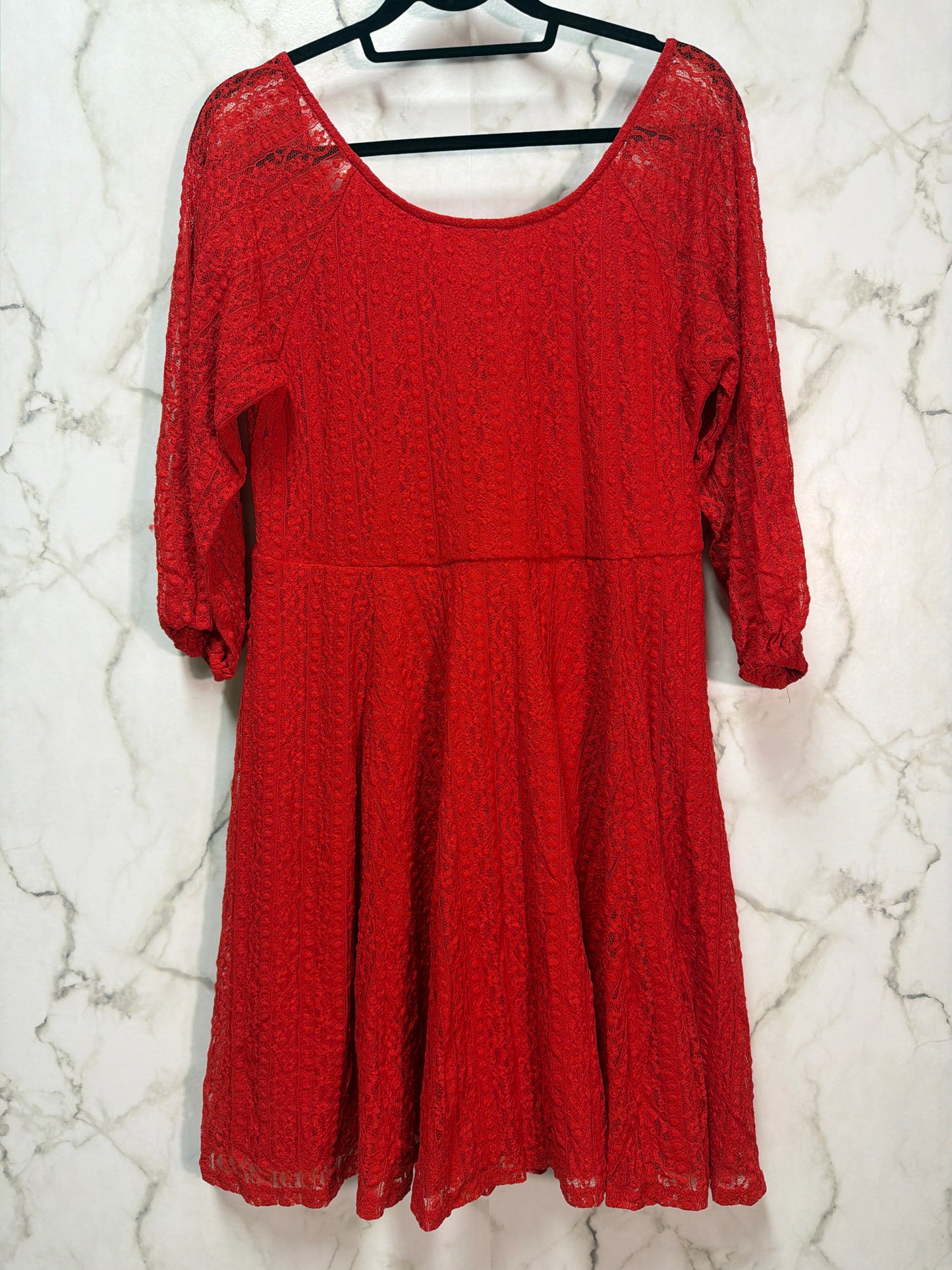 Size 1X Torrid Red Lace Ladies Dress