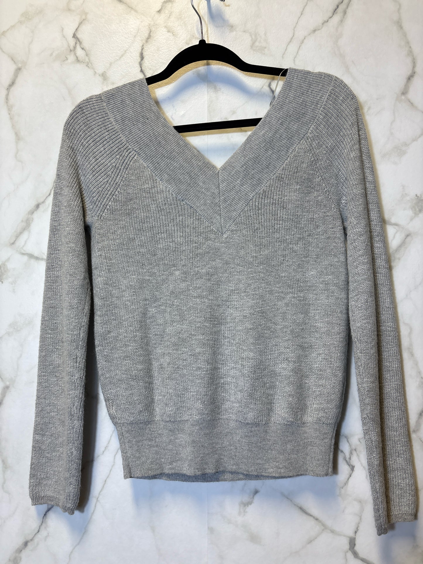 Size S RW & CO Grey Ladies Top