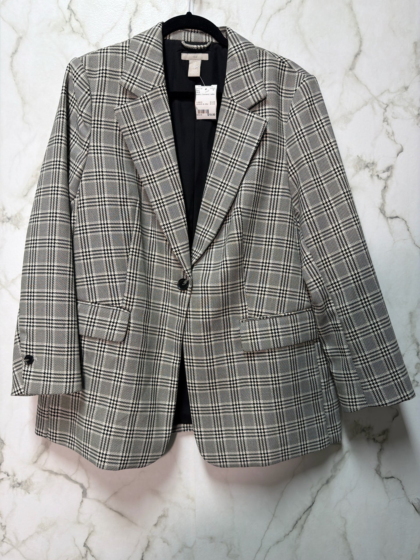 Size L H & M Blk/Wht Checkered Ladies Blazer
