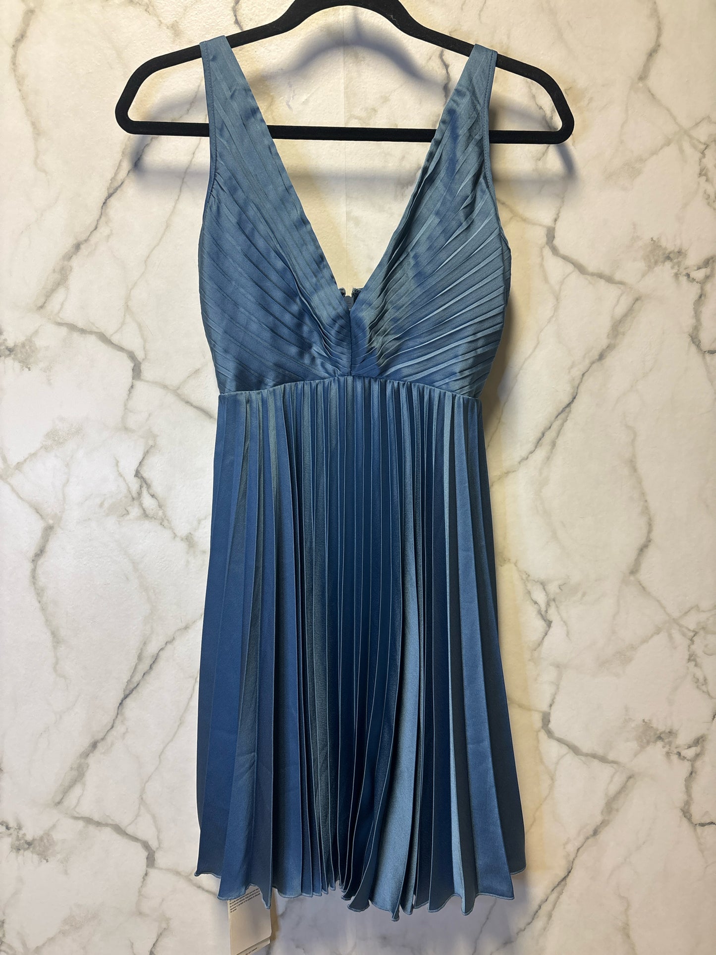 Size XS Abercrombie Blue pleated Ladies Dress