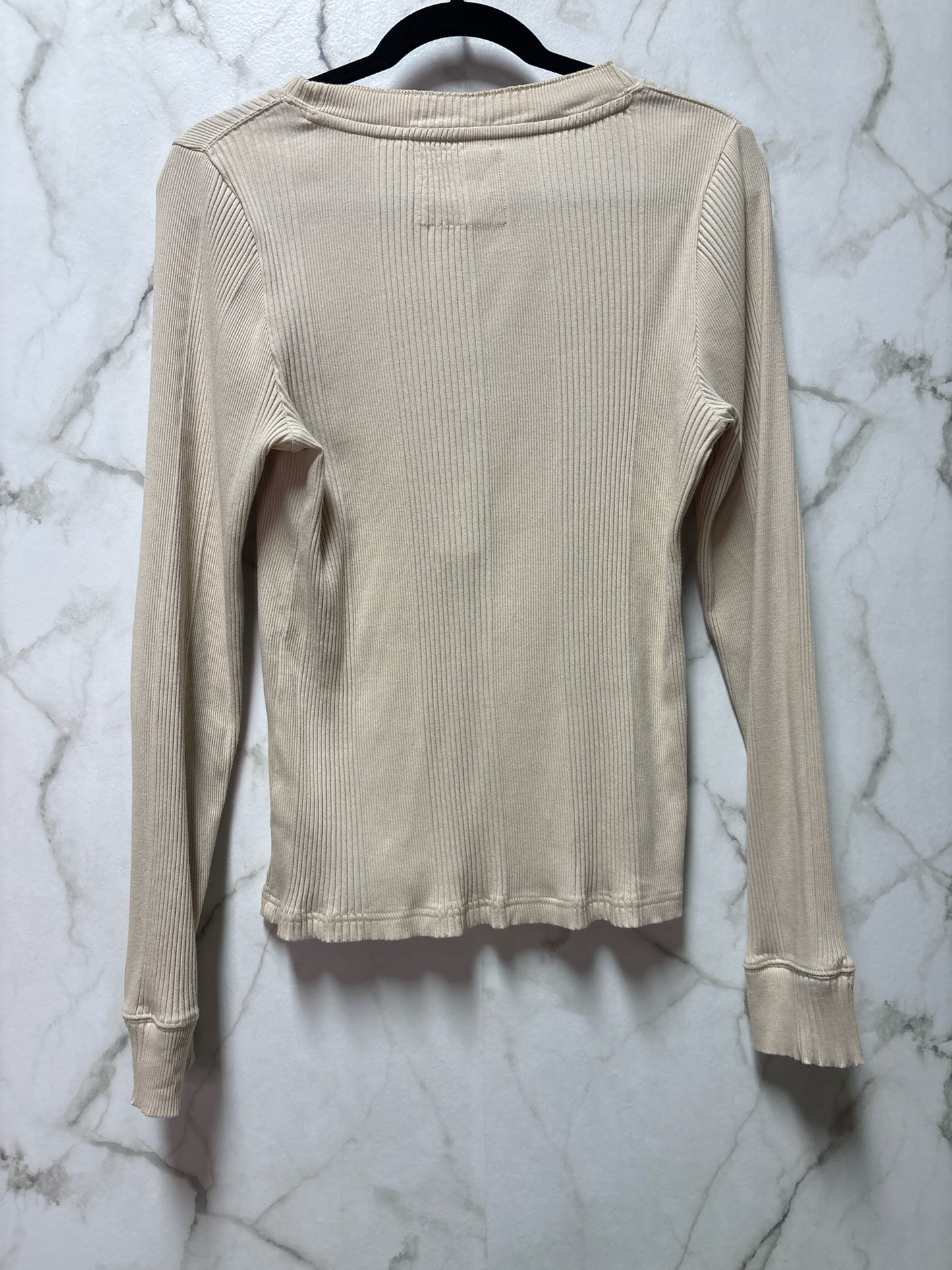 Size XL Aerie Cream Ladies Top