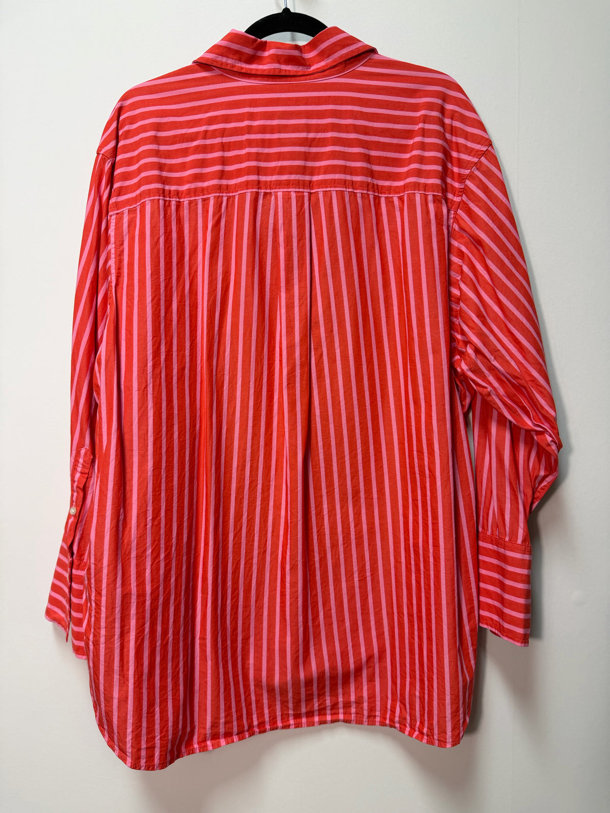 Size L Gap Pink Red Stripe Ladies Button Front Top