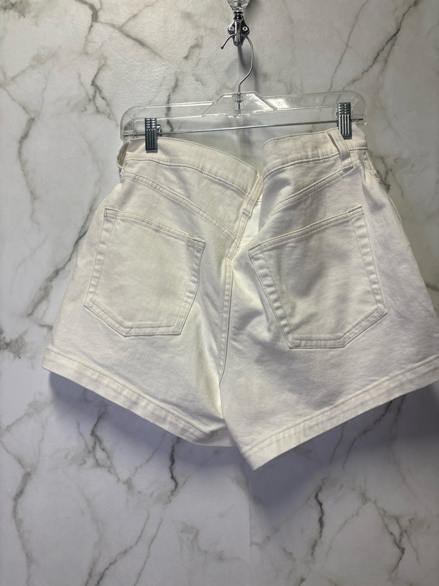 Size 14 Gap White Denim Ladies Shorts