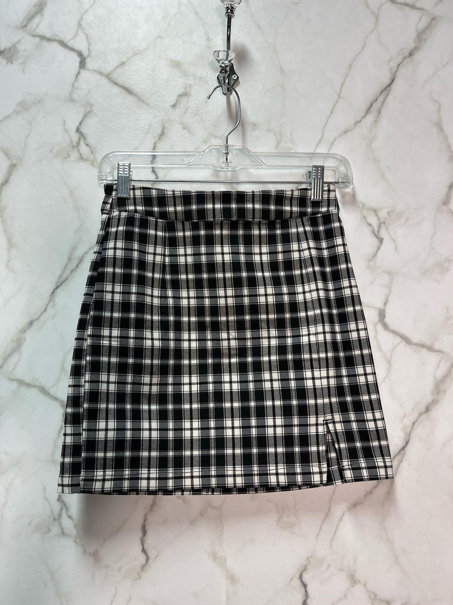 Size S Garage Blk/Wht Plaid Ladies Skirt