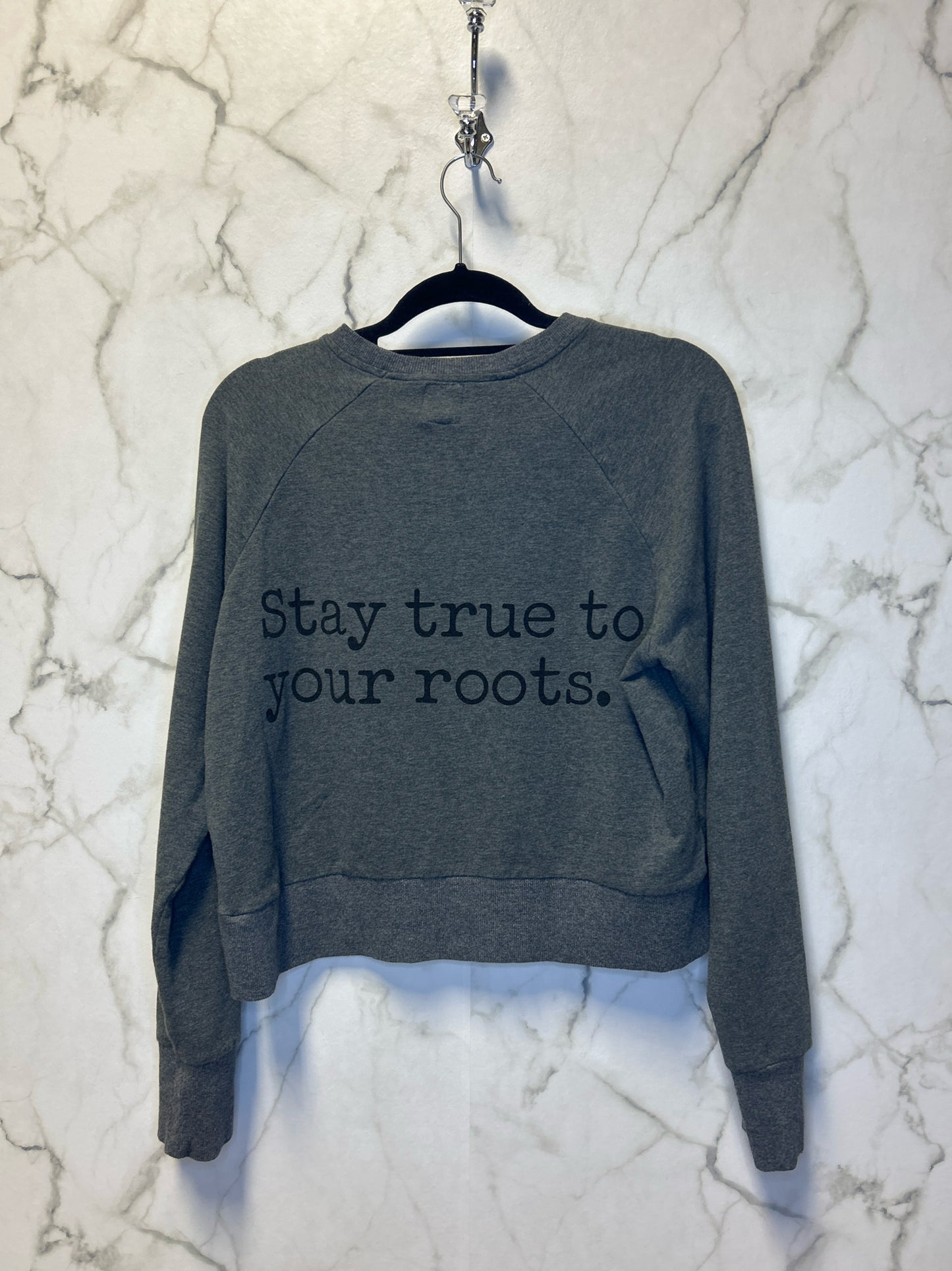 Size M Canoe & Lake Grey Black Ladies Top
