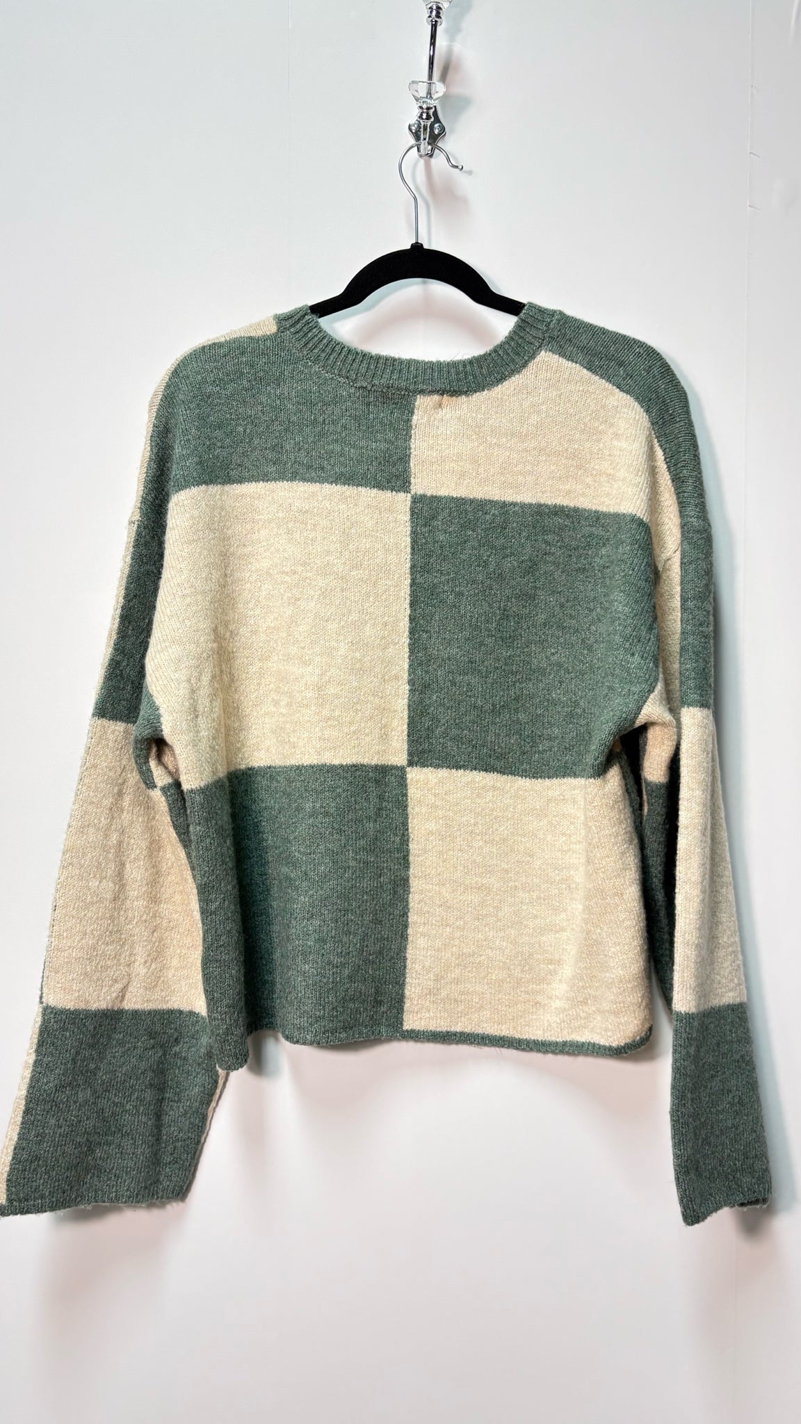 Size L Z Supply Green Cream Brand New Ladies Sweater