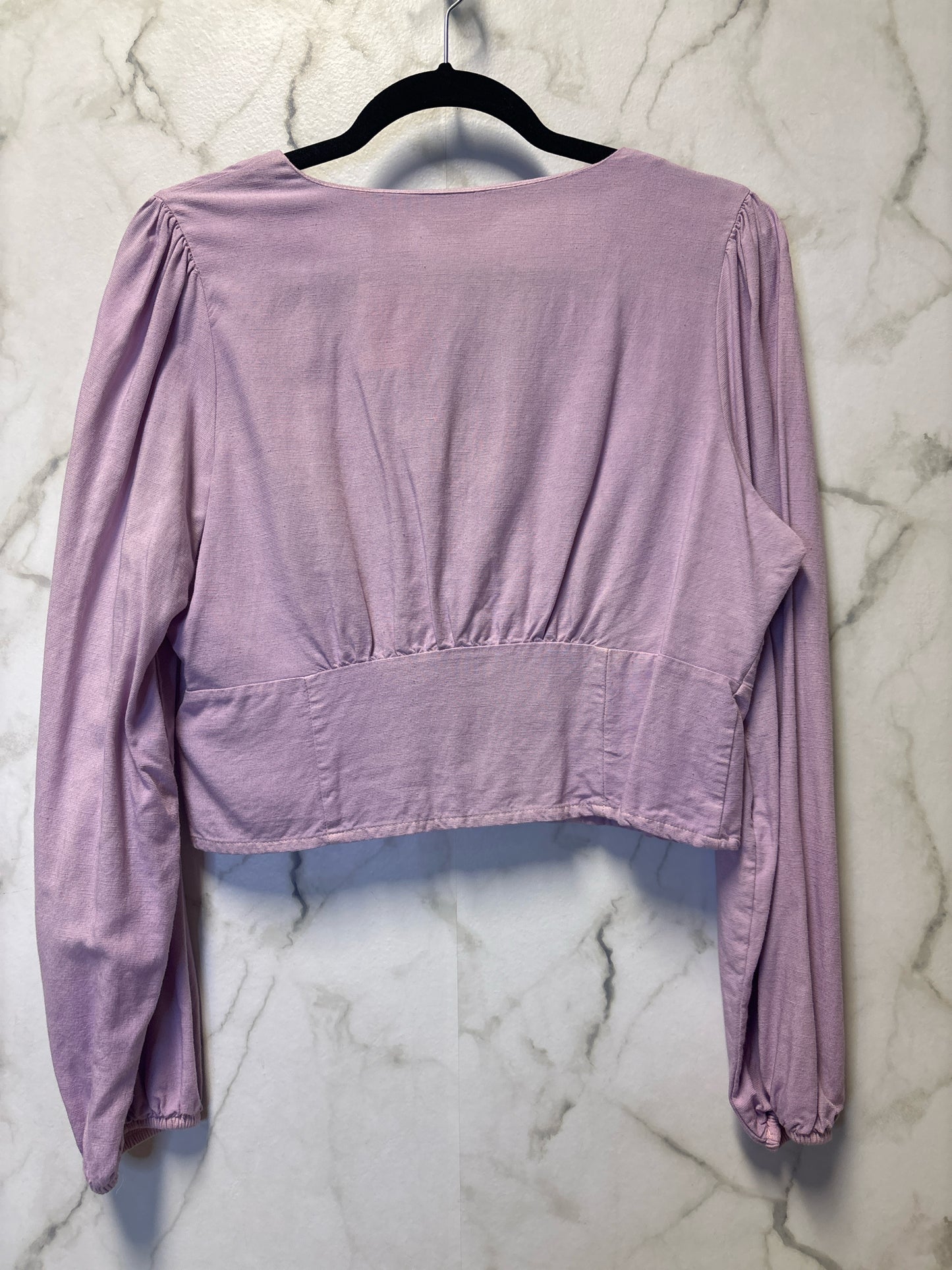 Size M Levis Purple Ladies Top