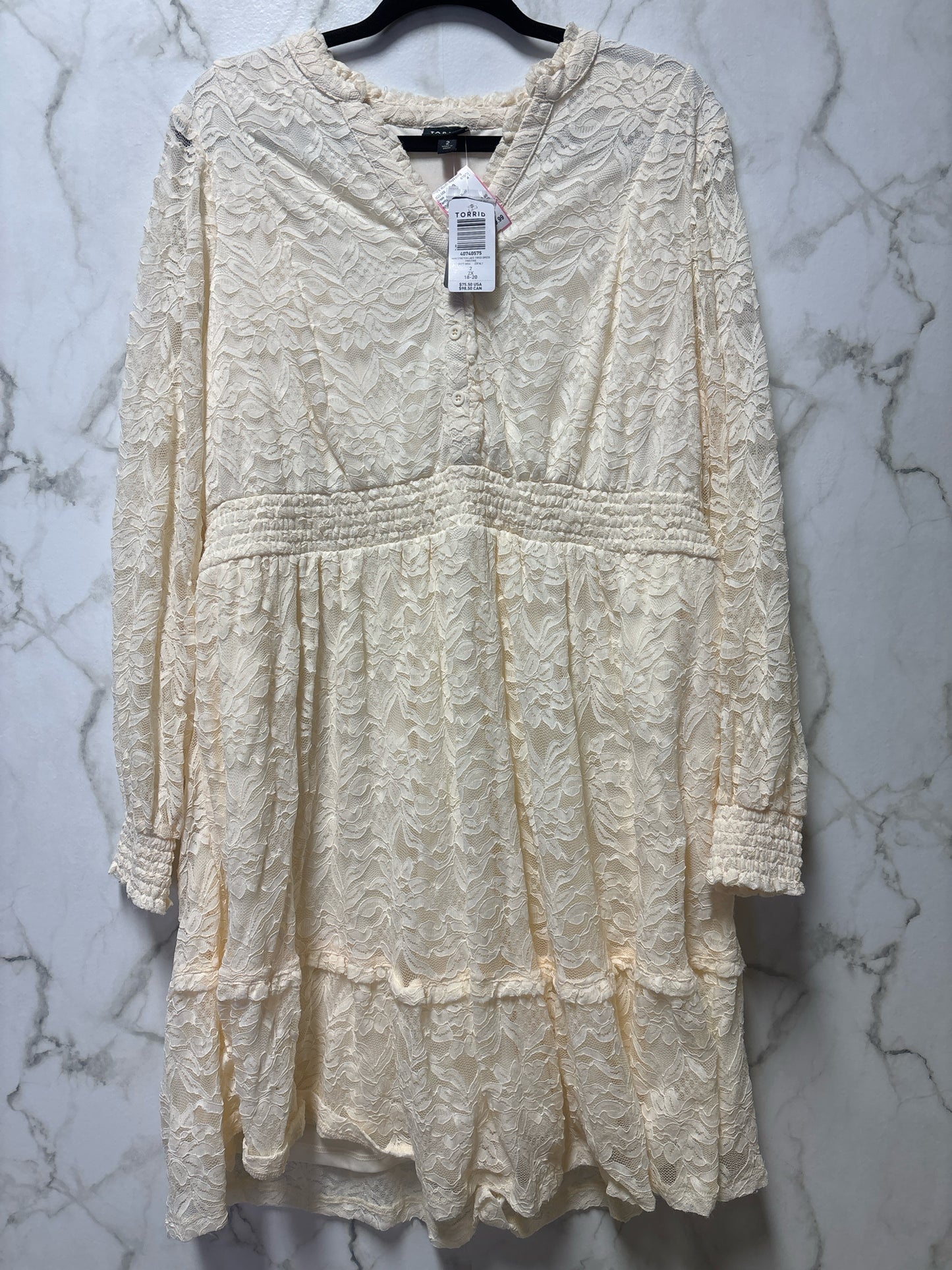 Size 2X Torrid White Lace Ladies Dress