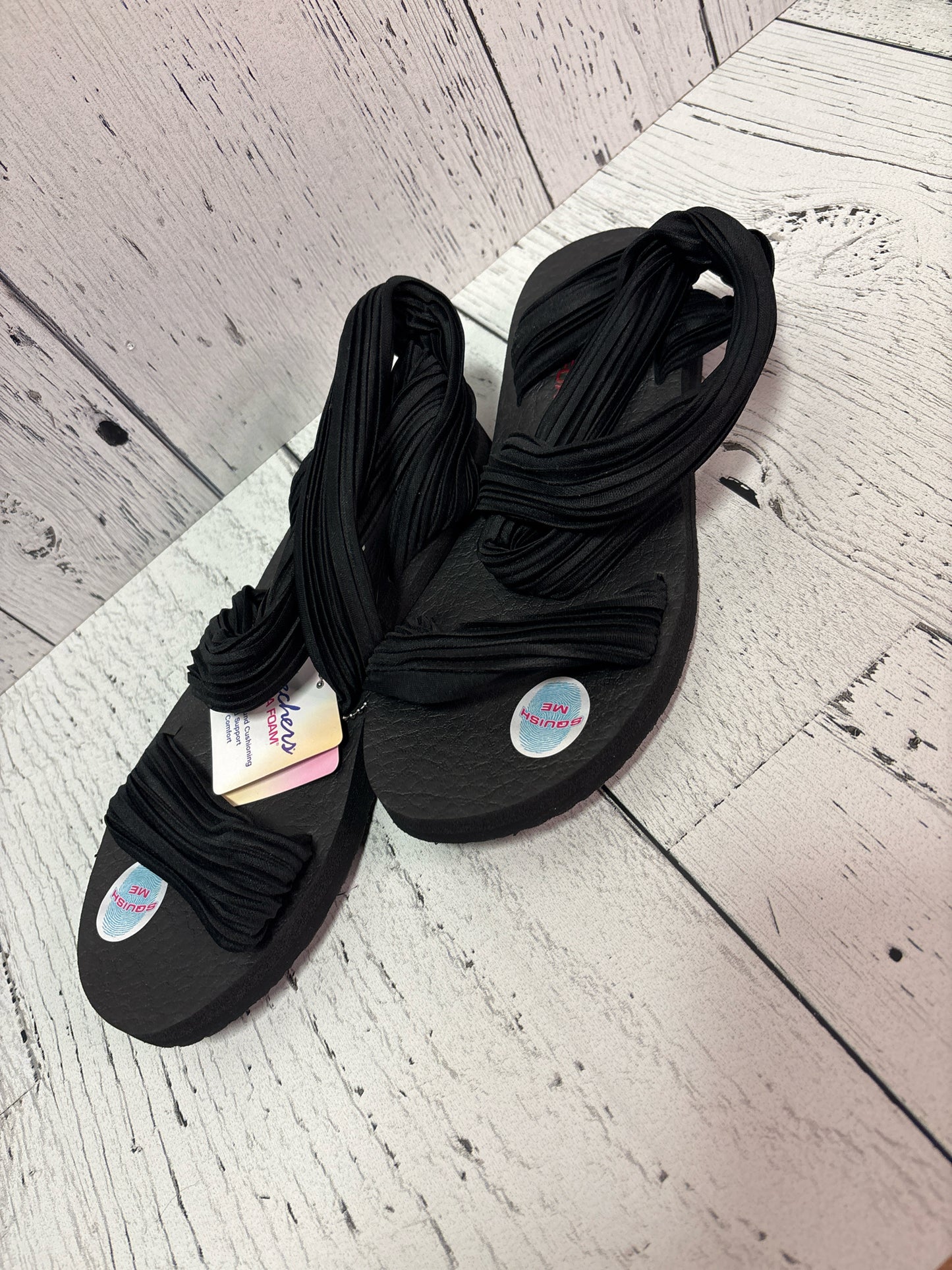 Size 7 skechers Black Ladies Footwear/Ladies