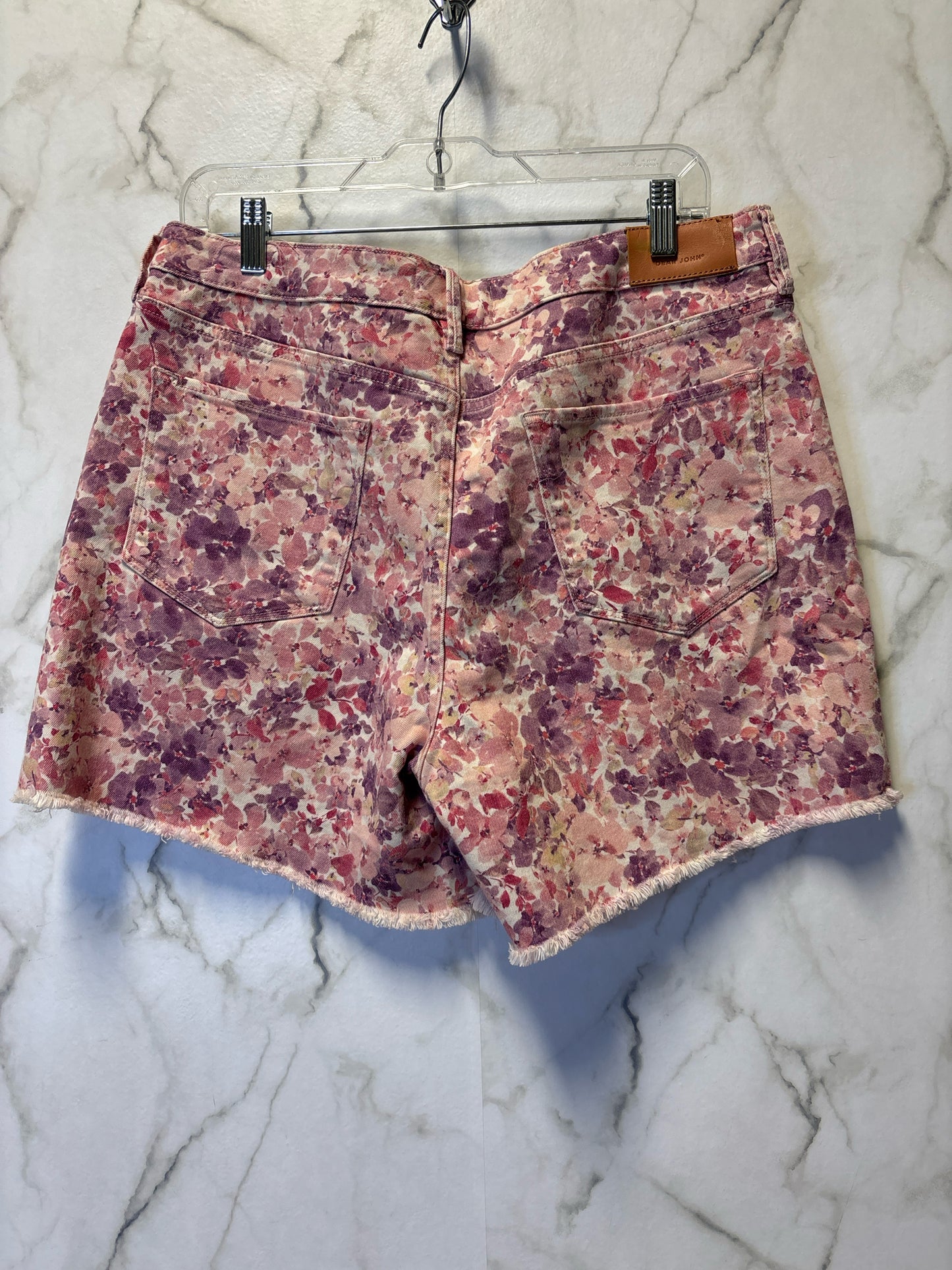 Size 32 Purple Pink Floral Ladies Shorts