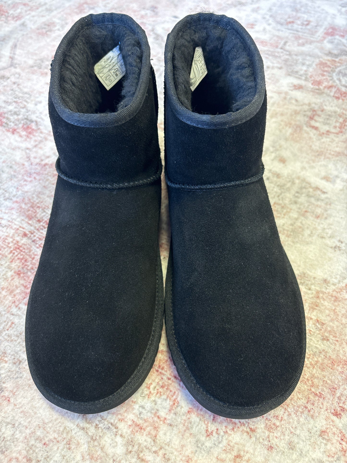Size 10 Ugg Black Brand New Ladies Footwear/Ladies