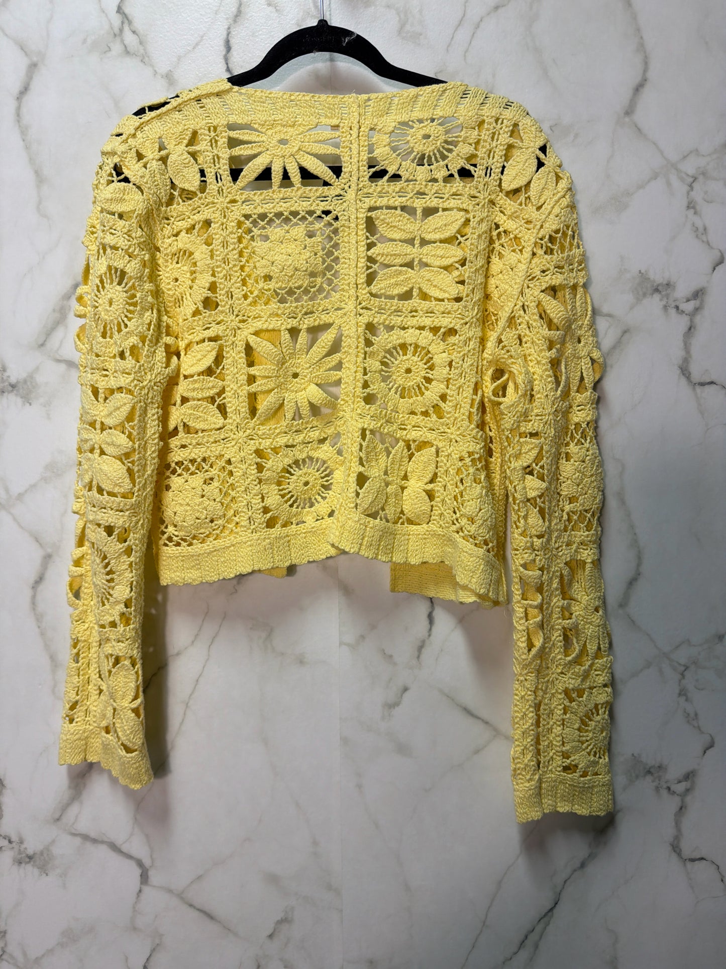 Size M Yellow Crochet Ladies Top