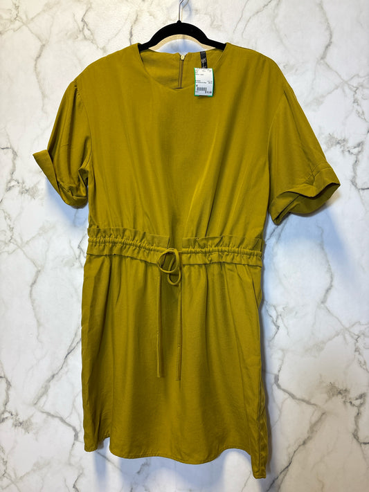 Size M Zara Yellow Ladies Dress