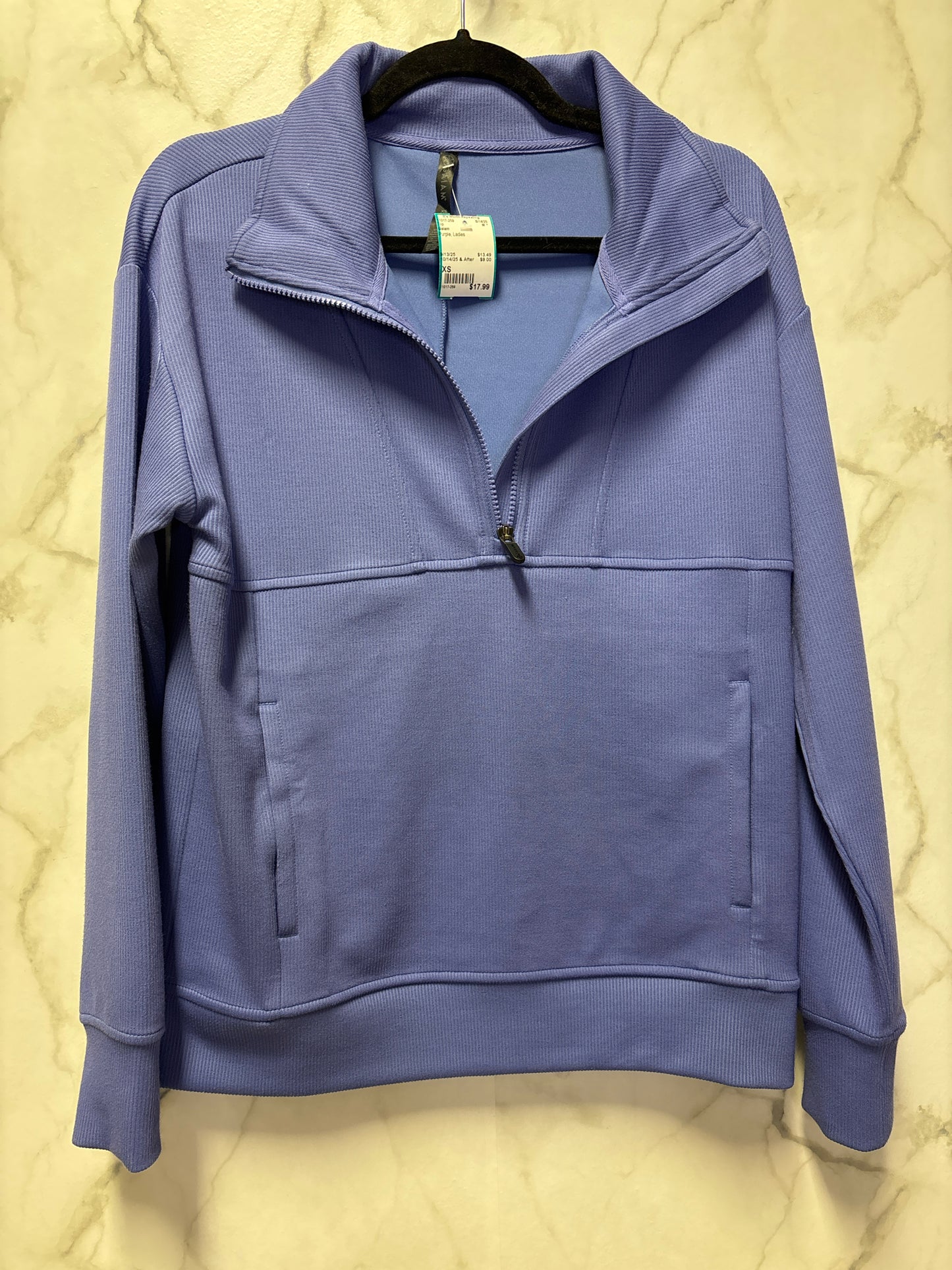 Size XS Gaiam Purple Ladies Top