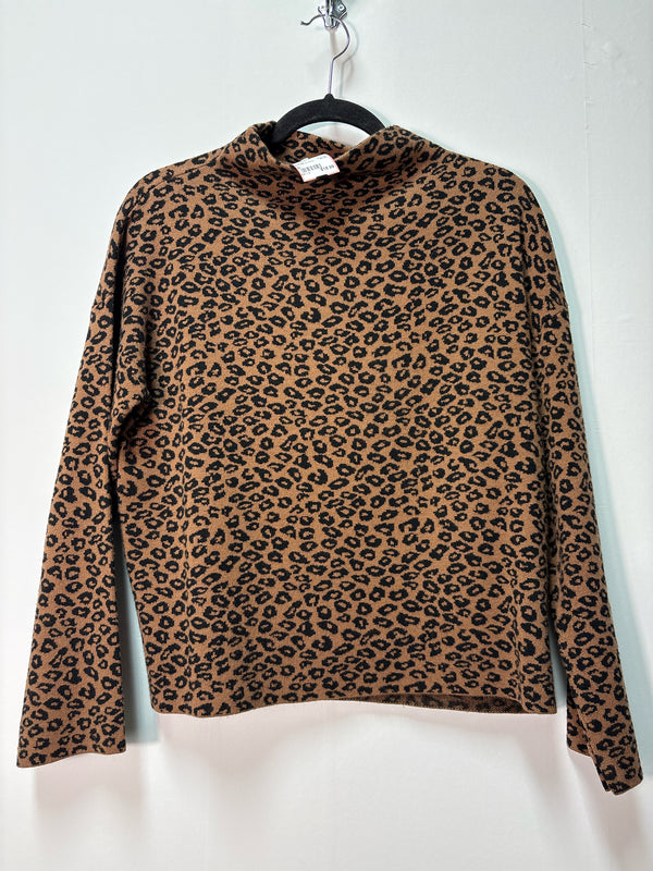 Size S Tahari Brown Black Animal Print Ladies Top