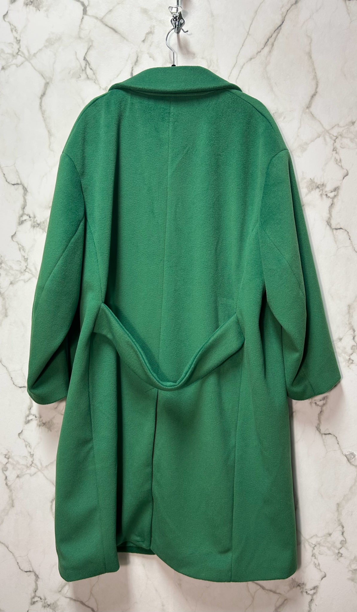 Size XXL H & M Green Brand New Ladies Coat