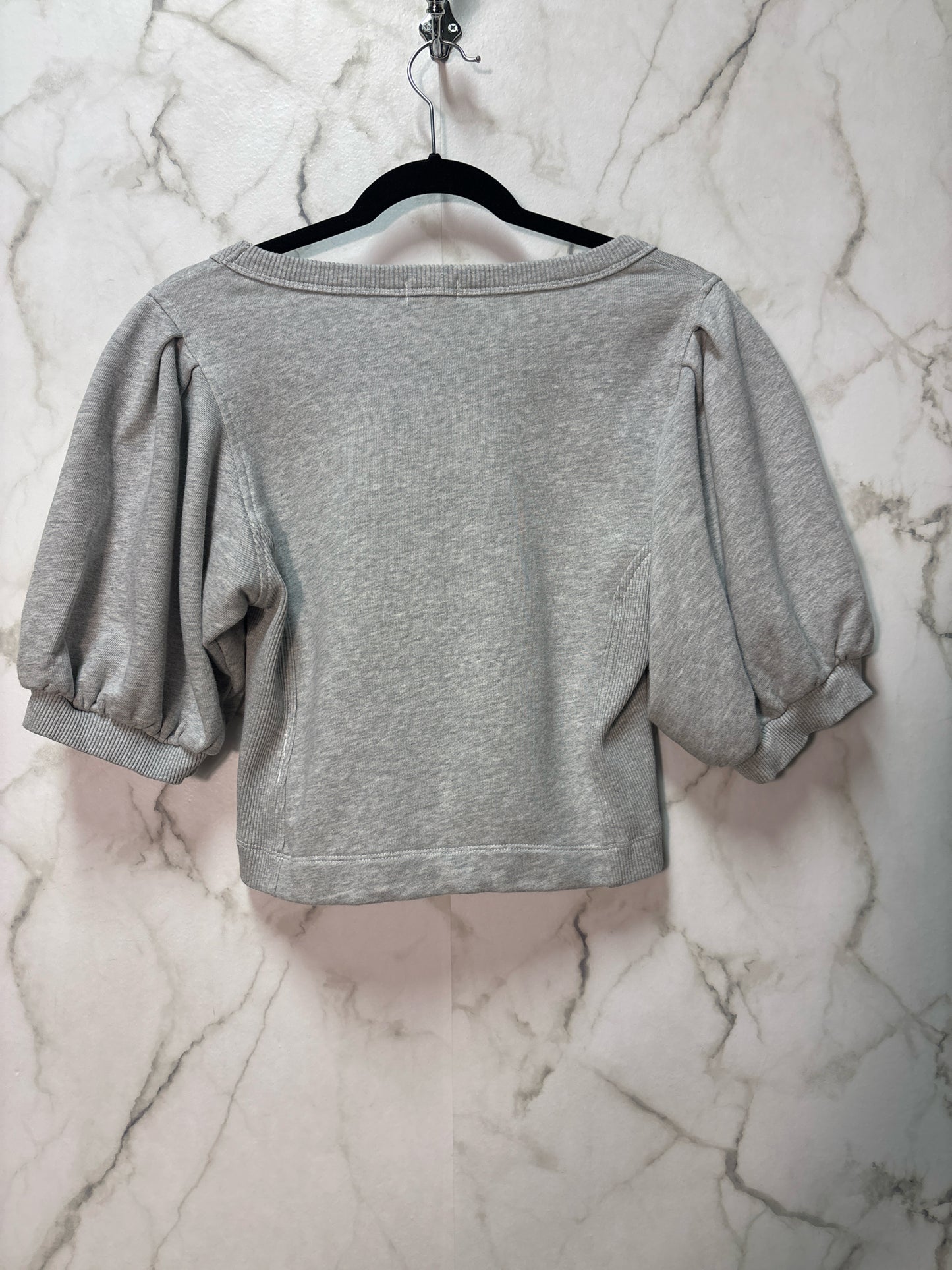 Size S Aerie Grey Puff Sleeve Ladies Top