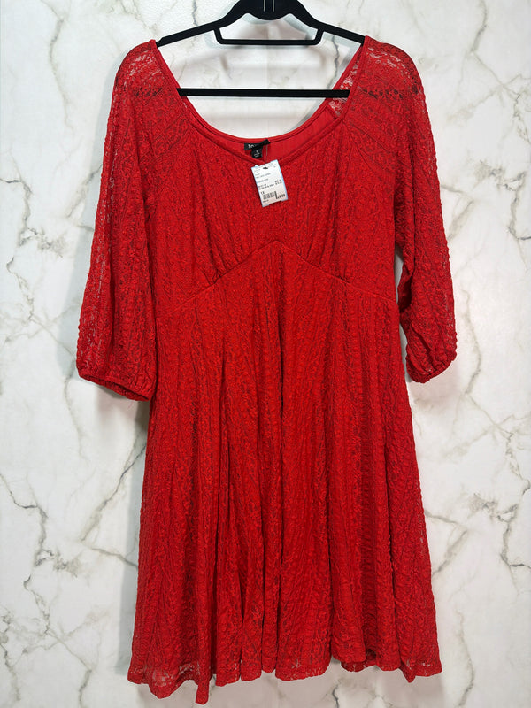 Size 1X Torrid Red Lace Ladies Dress