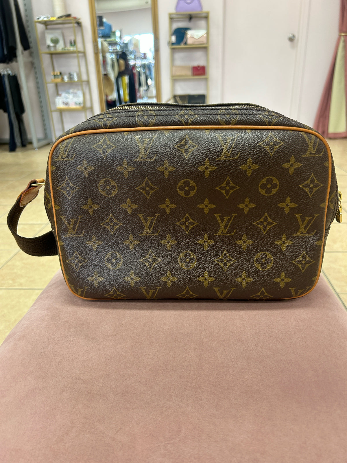 Louis Vuitton Purse