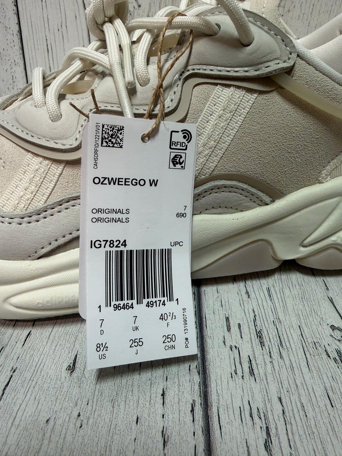 Adidas Bone Brand New Ladies Footwear/Ladies