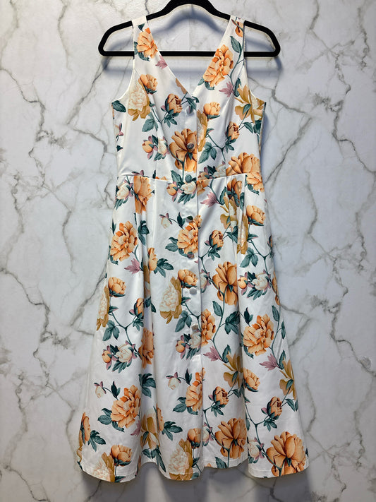 Size M White Green Flower Ladies Dress