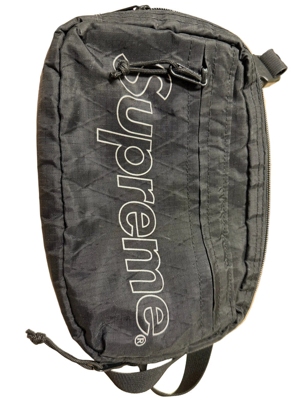 SUPREME Purse