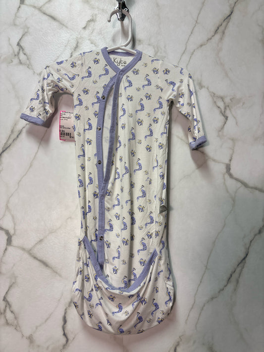 Size 0-3m Kyte Baby/Organic Purple White Onsie