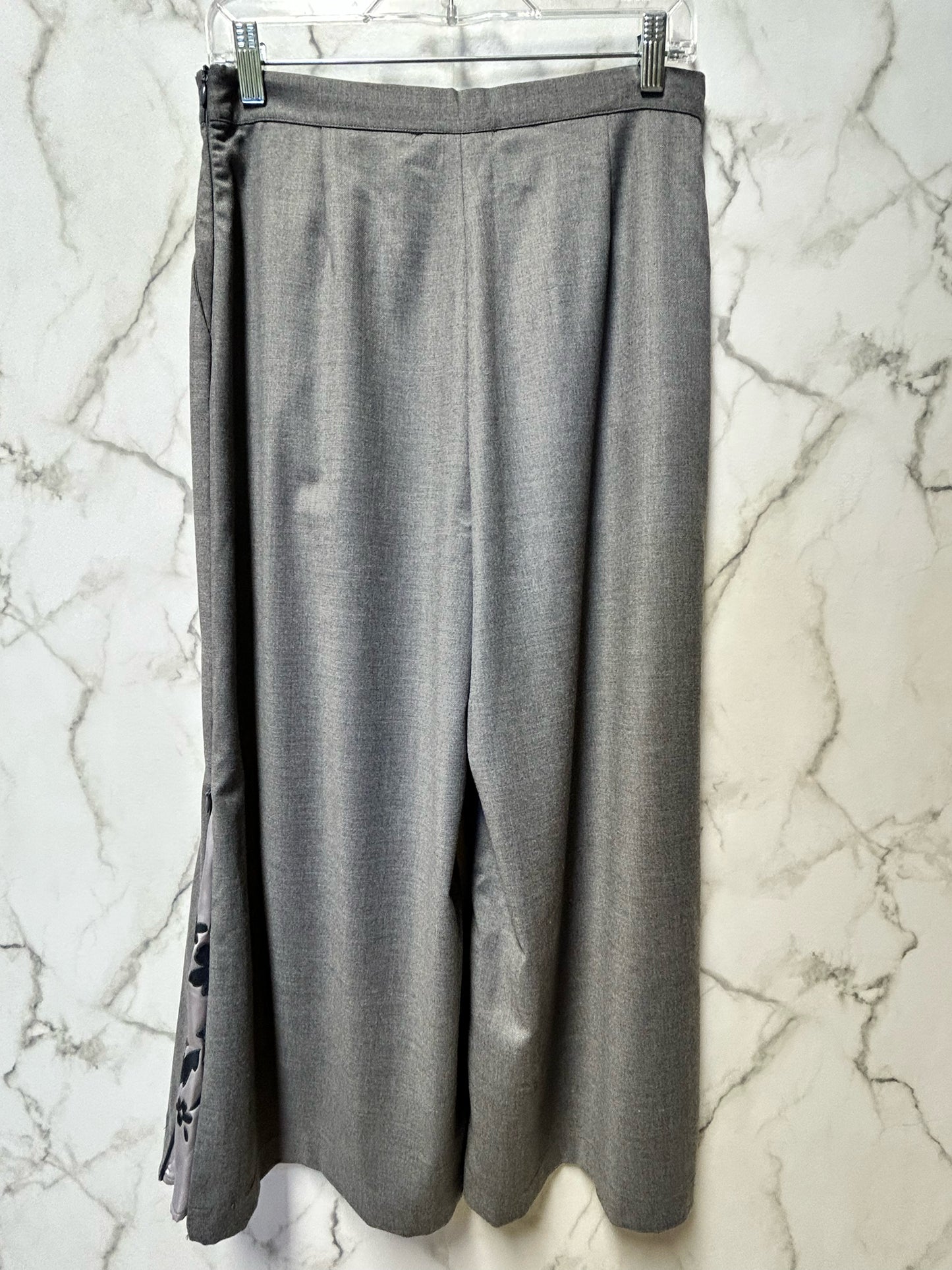 Size 8 Grey Floral Silk Ladies Pants