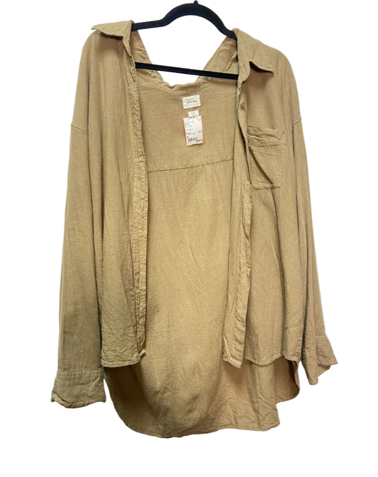 Size M Wilfred Tan Ladies Button Front Top