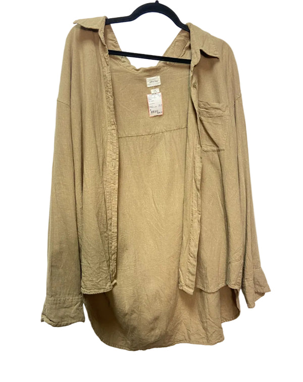 Size M Wilfred Tan Ladies Button Front Top