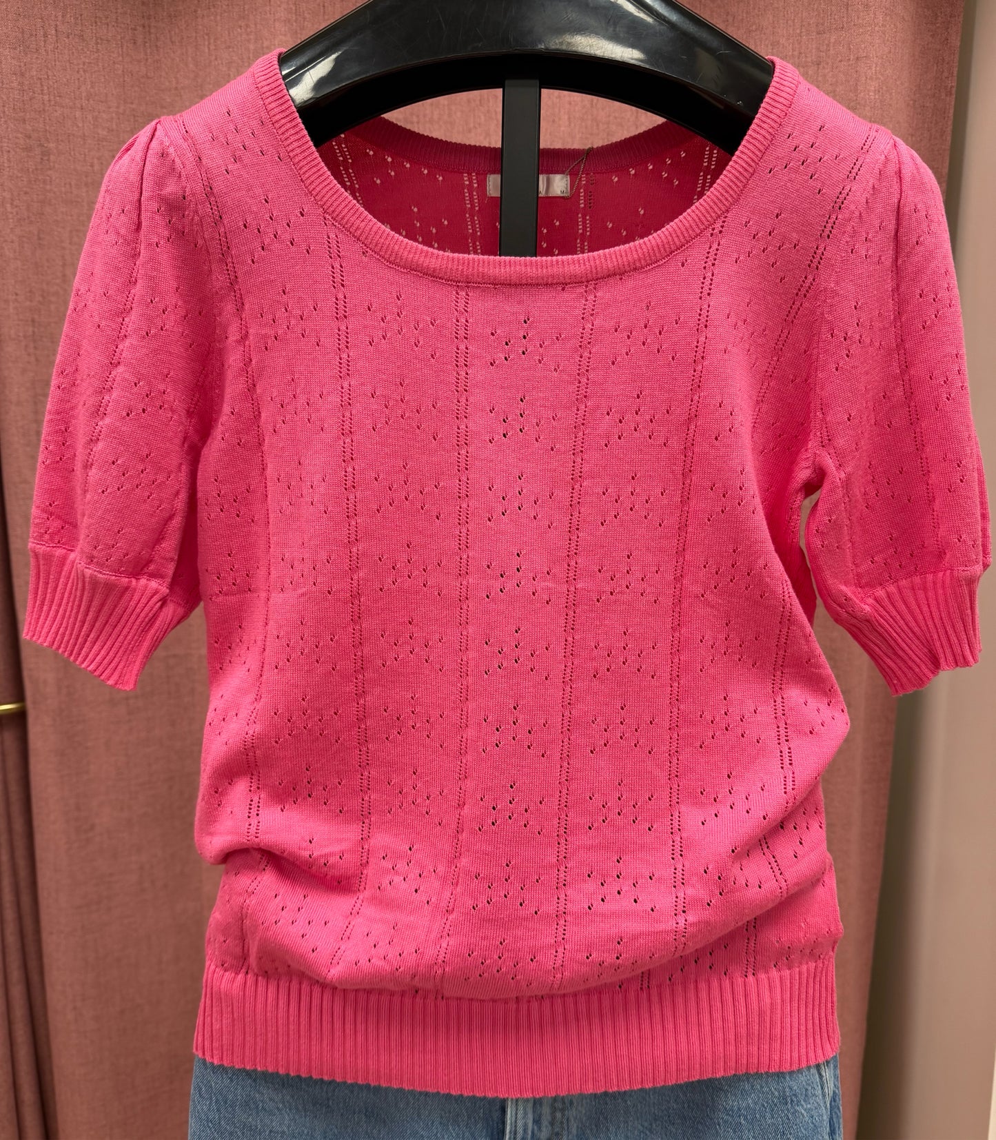 Size M Pink Brand New Ladies Top