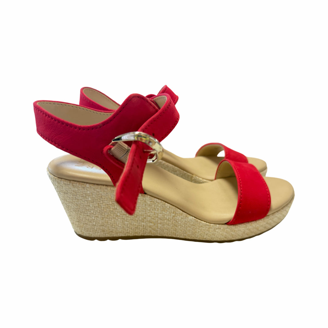 Naturlizer Red Footwear/Ladies