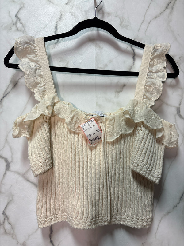 Size M Zara Cream cropped Ladies Top