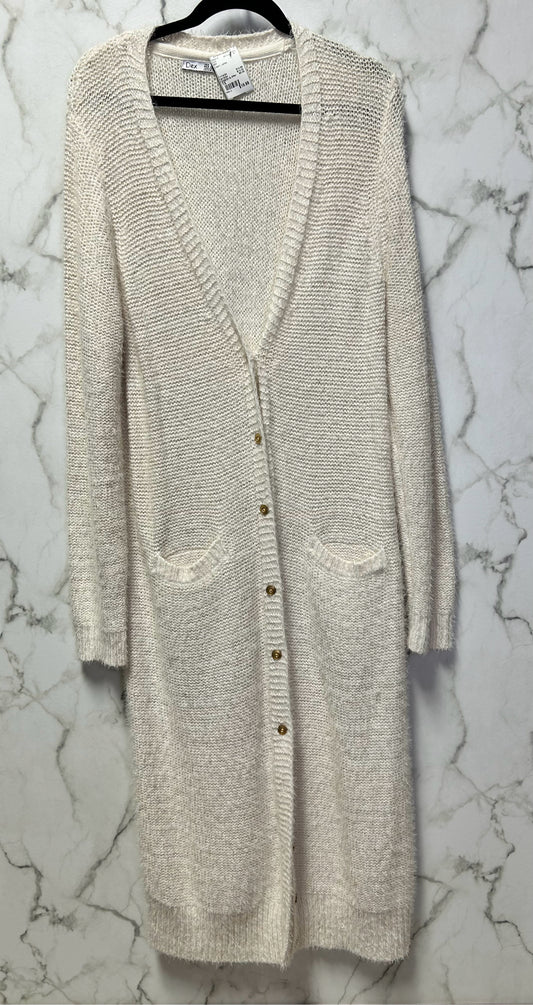 Size 1X DEX Cream Ladies Cardi