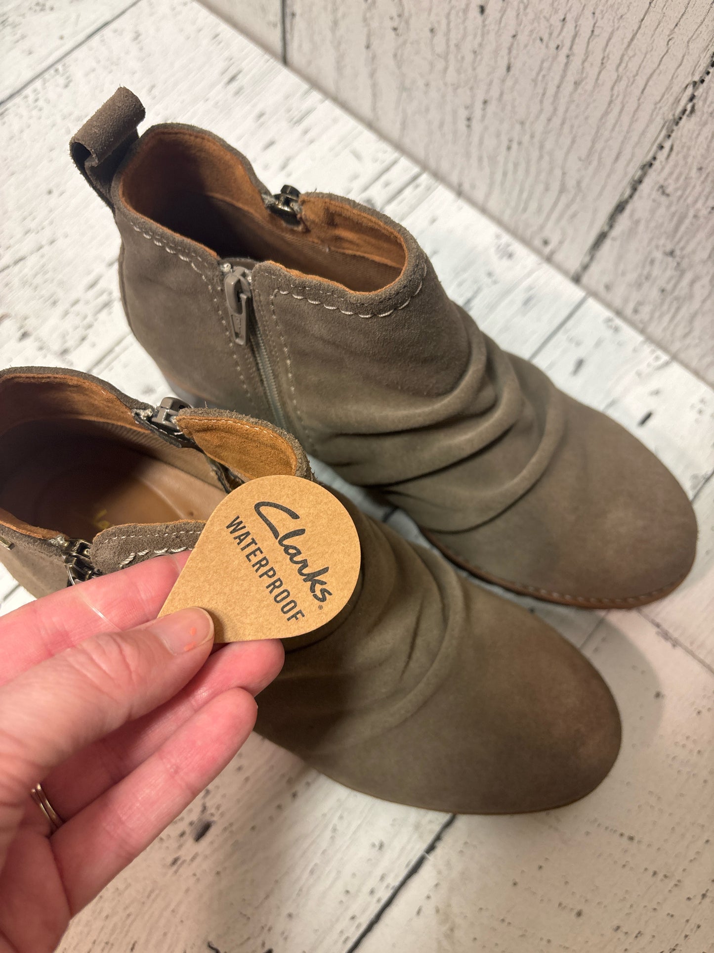 Size 8 Clarke's Green Brand New Ladies Footwear/Ladies