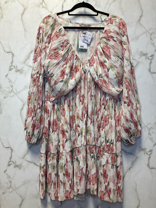 Size XXL H & M White Floral Brand New Ladies Dress