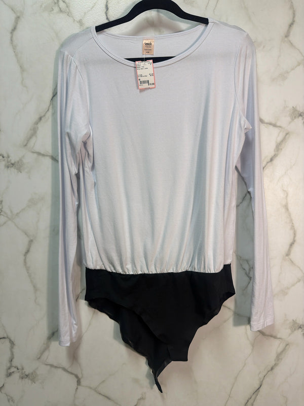Size M Smash + Tess White Black Ladies Bodysuit
