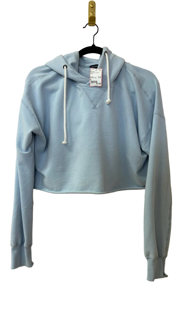 Size M Abercrombie Powder Blue cropped Ladies Top