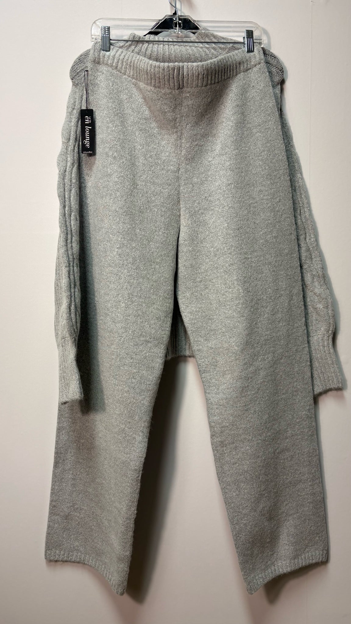 Size M La VIE Grey Brand New Ladies 2 Part Top