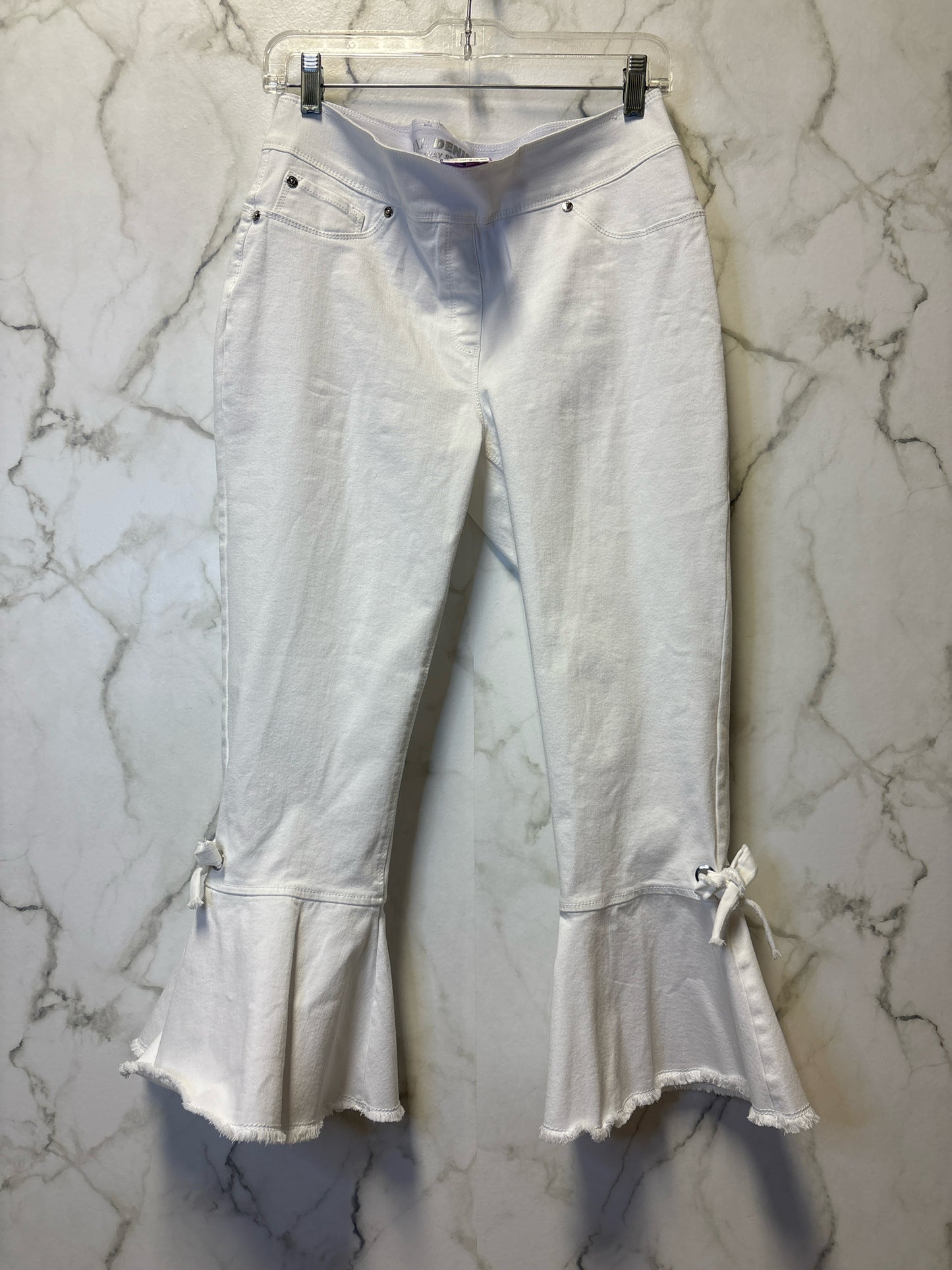 Size M Nygard White Brand New Ladies Pants